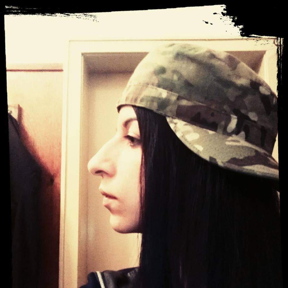 Meet your Posher, Daniela