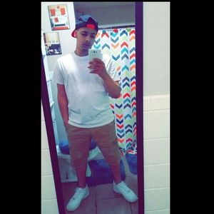 Meet your Posher, Carlos