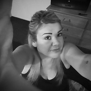 Meet your Posher, Lorena