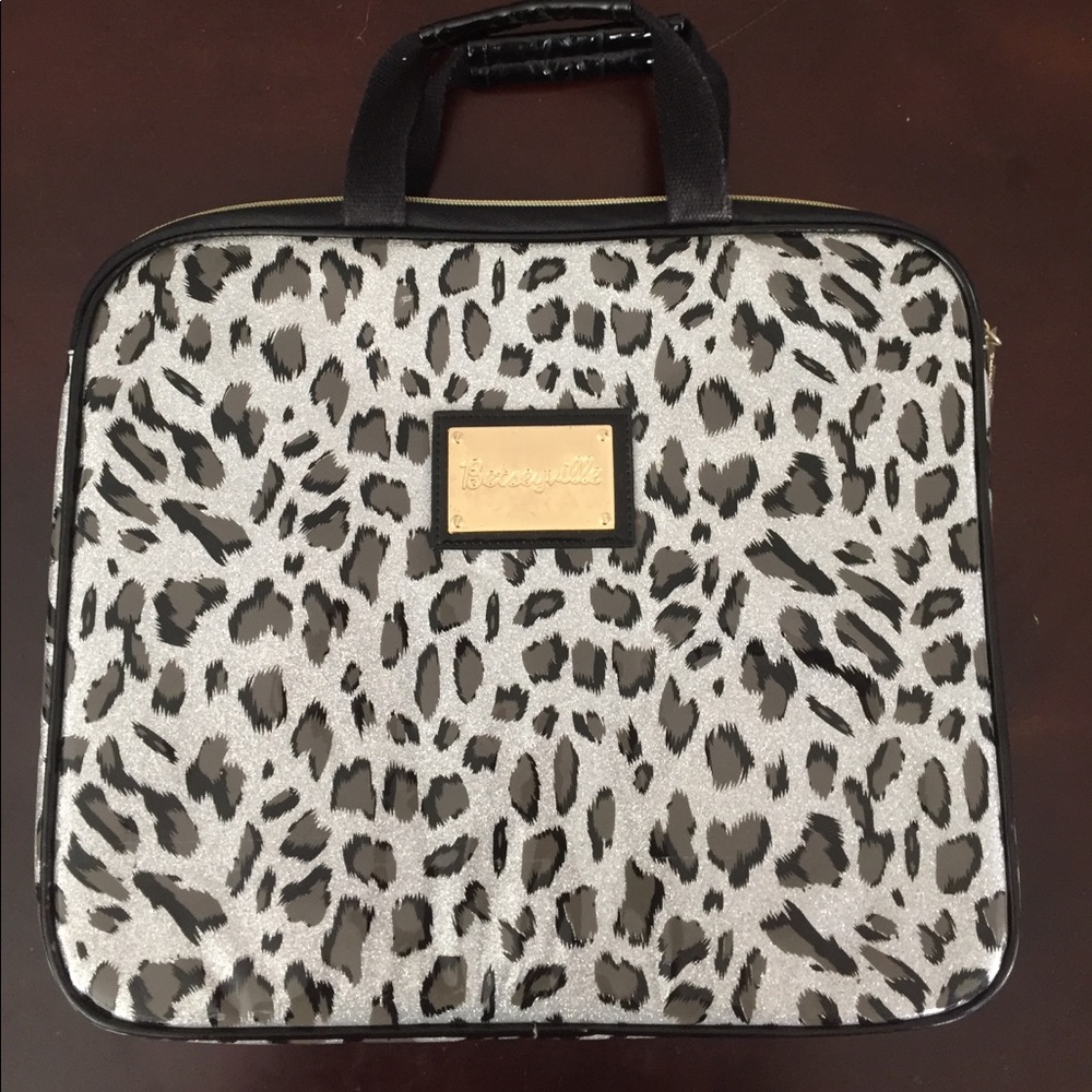 Betsy Johnson laptop case