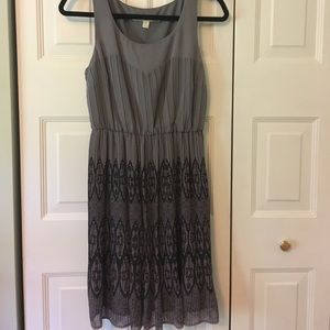 Gray flowy and pleated dress