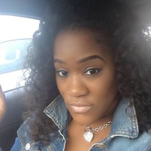 Meet your Posher, Crystal