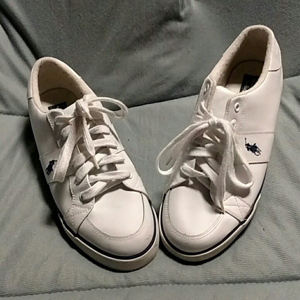 Men's casual shoes