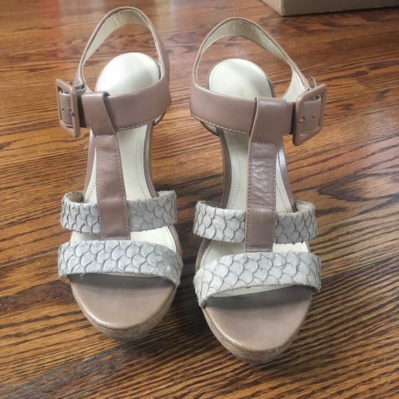 CLOSET CLEAROUT! 🔥 Calvin Klein Heels! - Picture 2 of 6