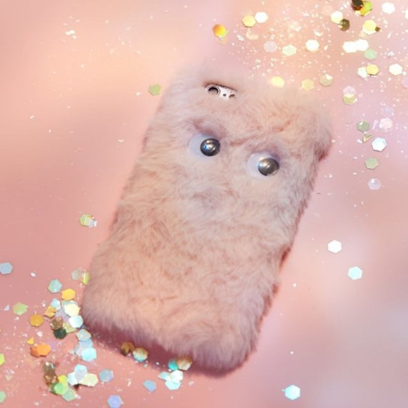 NWT pink Furry iPhone 6/6s case - Picture 2 of 3