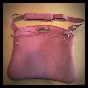 Built 15.4" Neopreno Laptop Carrier