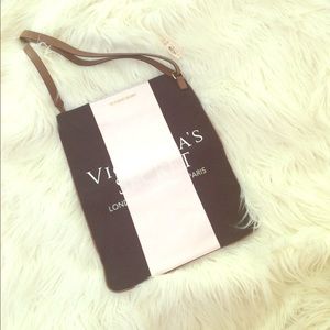 ❣️Victoria's secret bag NWT