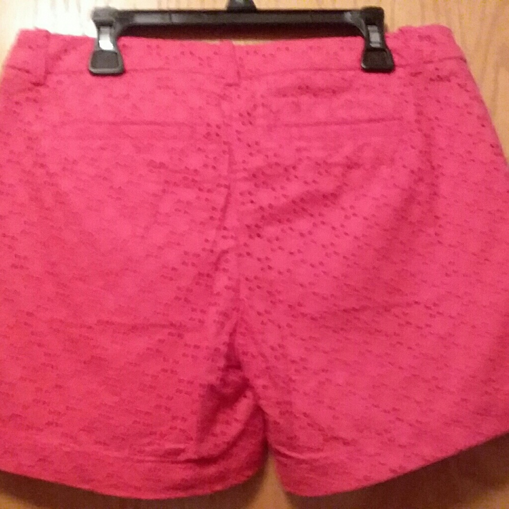 Shorts - Picture 3 of 3