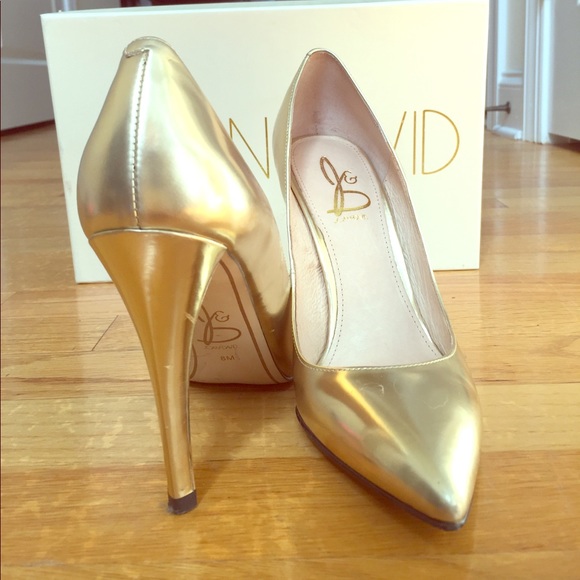 Joan and David Gold Pumps - Picture 2 of 4