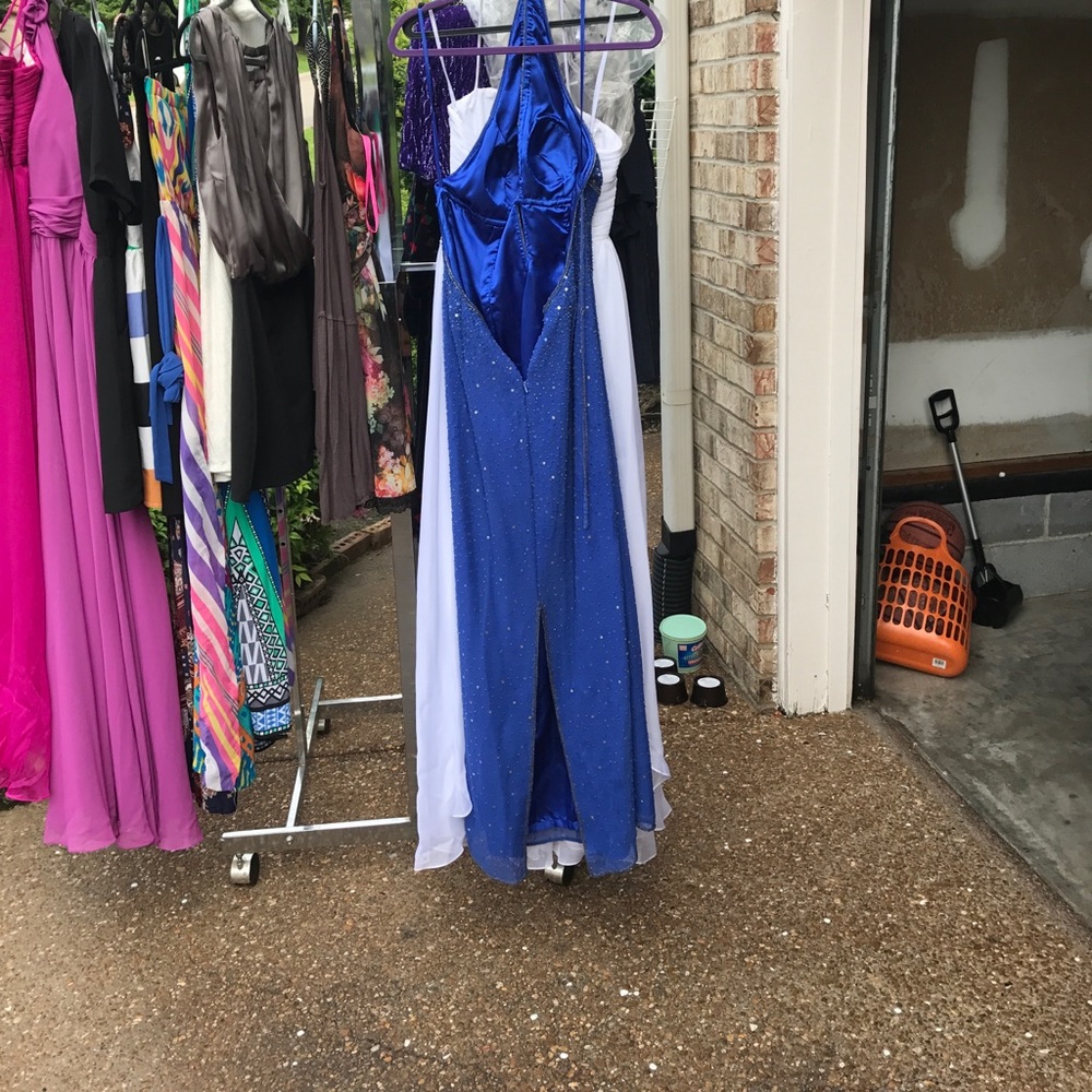 Dress - Picture 2 of 2