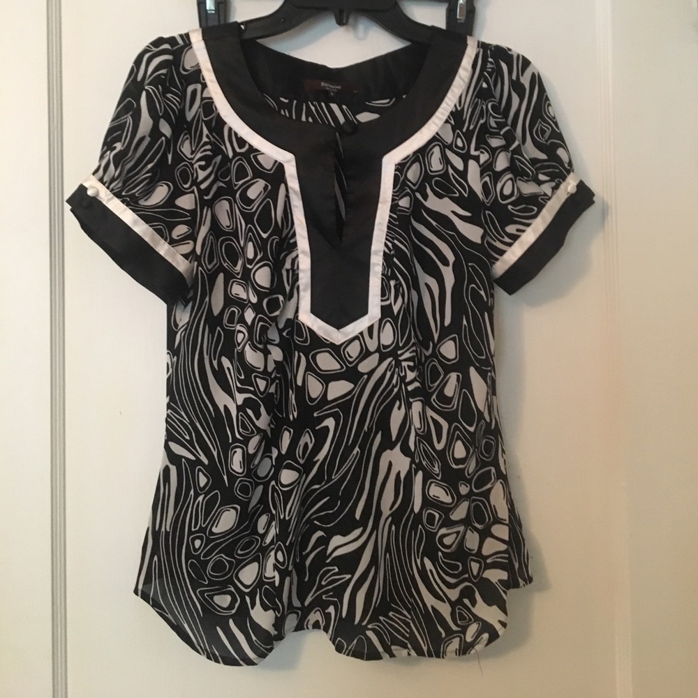 Belissimo black and white blouse