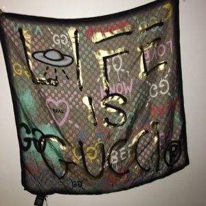 life is gucci f/w 16 gucci head scarf