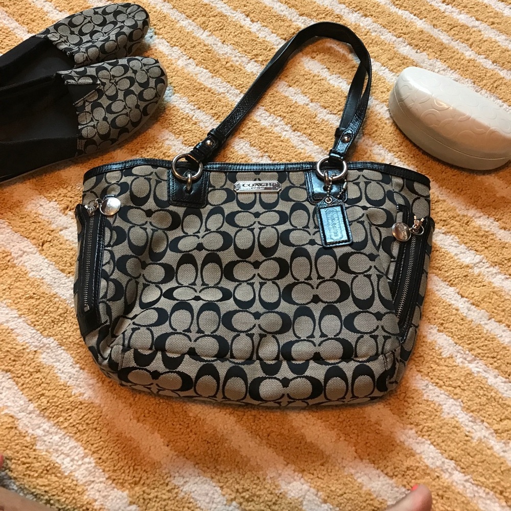 EUC COACH TOTE PURSE