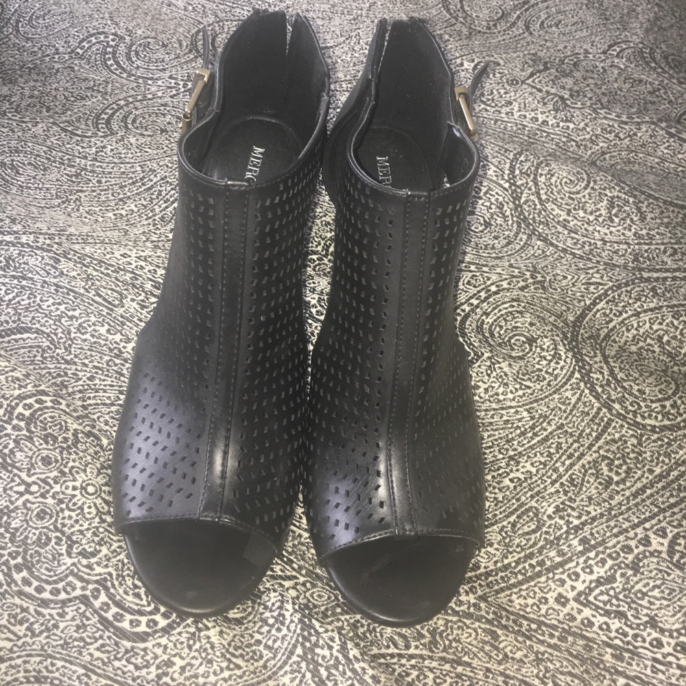 Black ankle heels