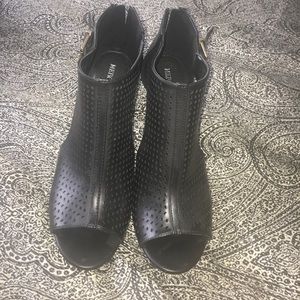 Black ankle heels