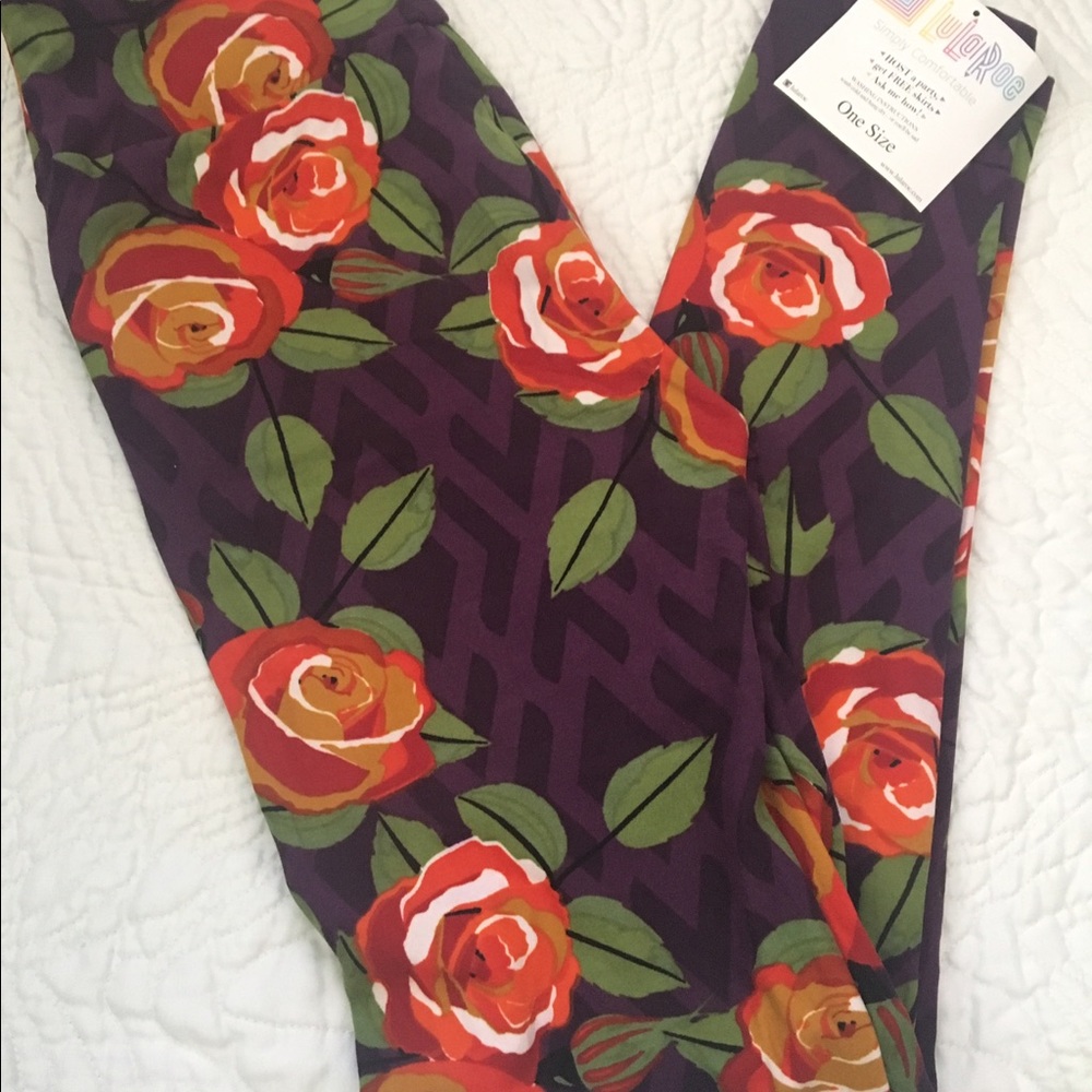 Lularoe OS Beauty and the Beast Roses Leggings