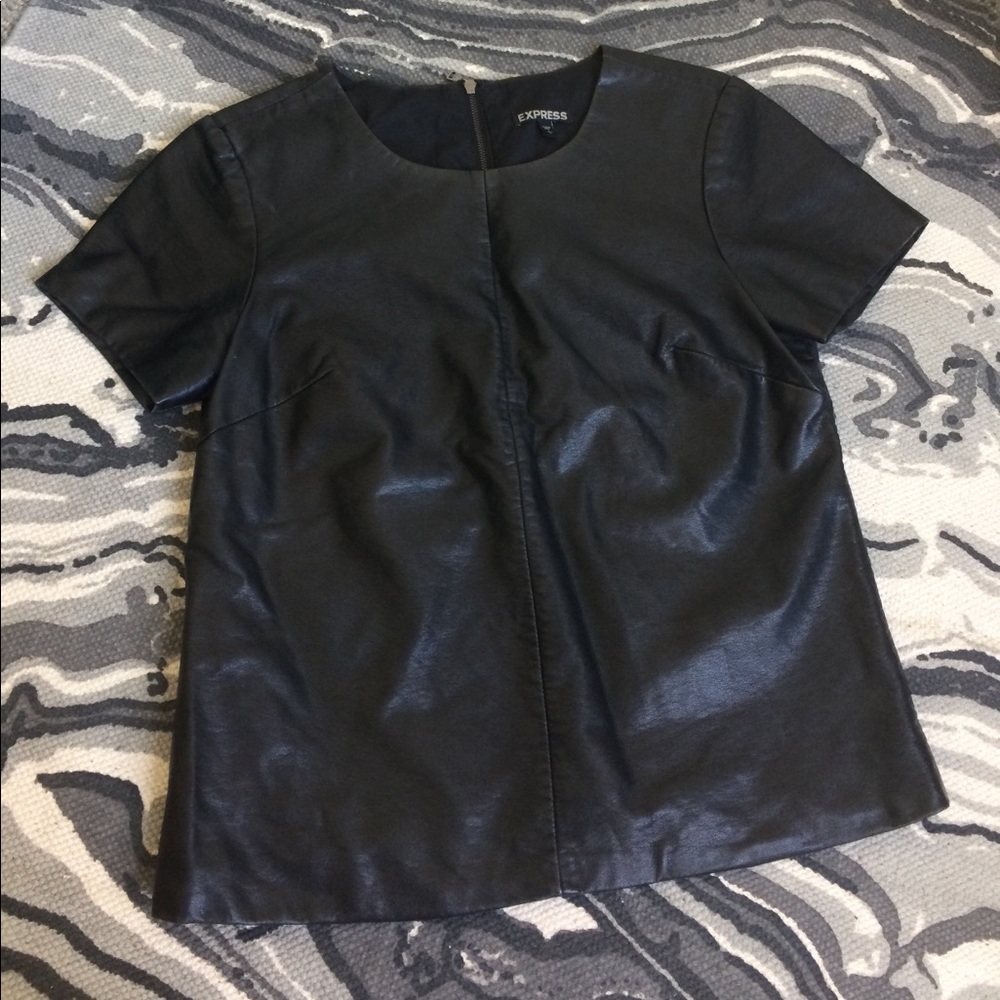 Express Faux leather top S