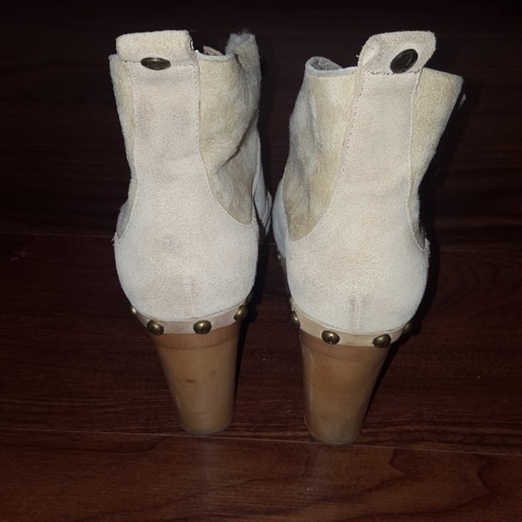 Koolaburra Platform Peep Toe Lace Up Heels - Picture 2 of 8