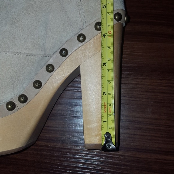 Koolaburra Platform Peep Toe Lace Up Heels - Picture 8 of 8