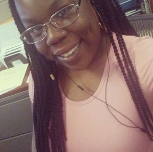 Meet your Posher, Chivonne