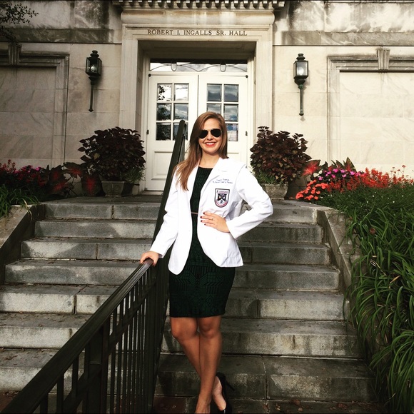 Meet Your Posher ✨✨✨ - Picture 2 of 4