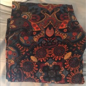 Good used condition lularoe tc leggings