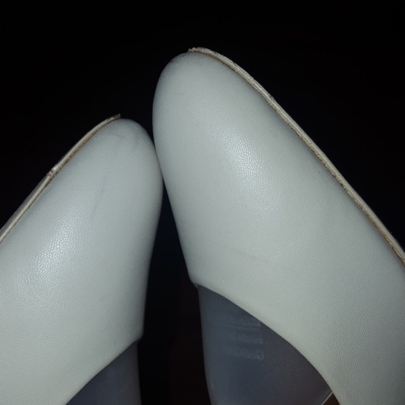 Salvatore Ferragamo Heels - Picture 4 of 7