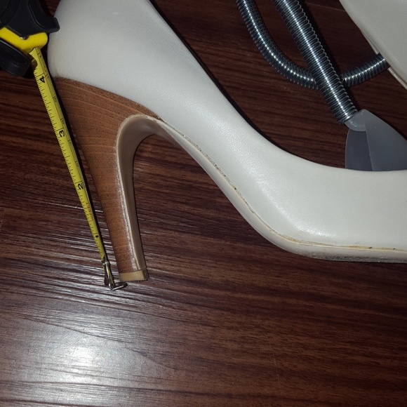 Salvatore Ferragamo Heels - Picture 7 of 7