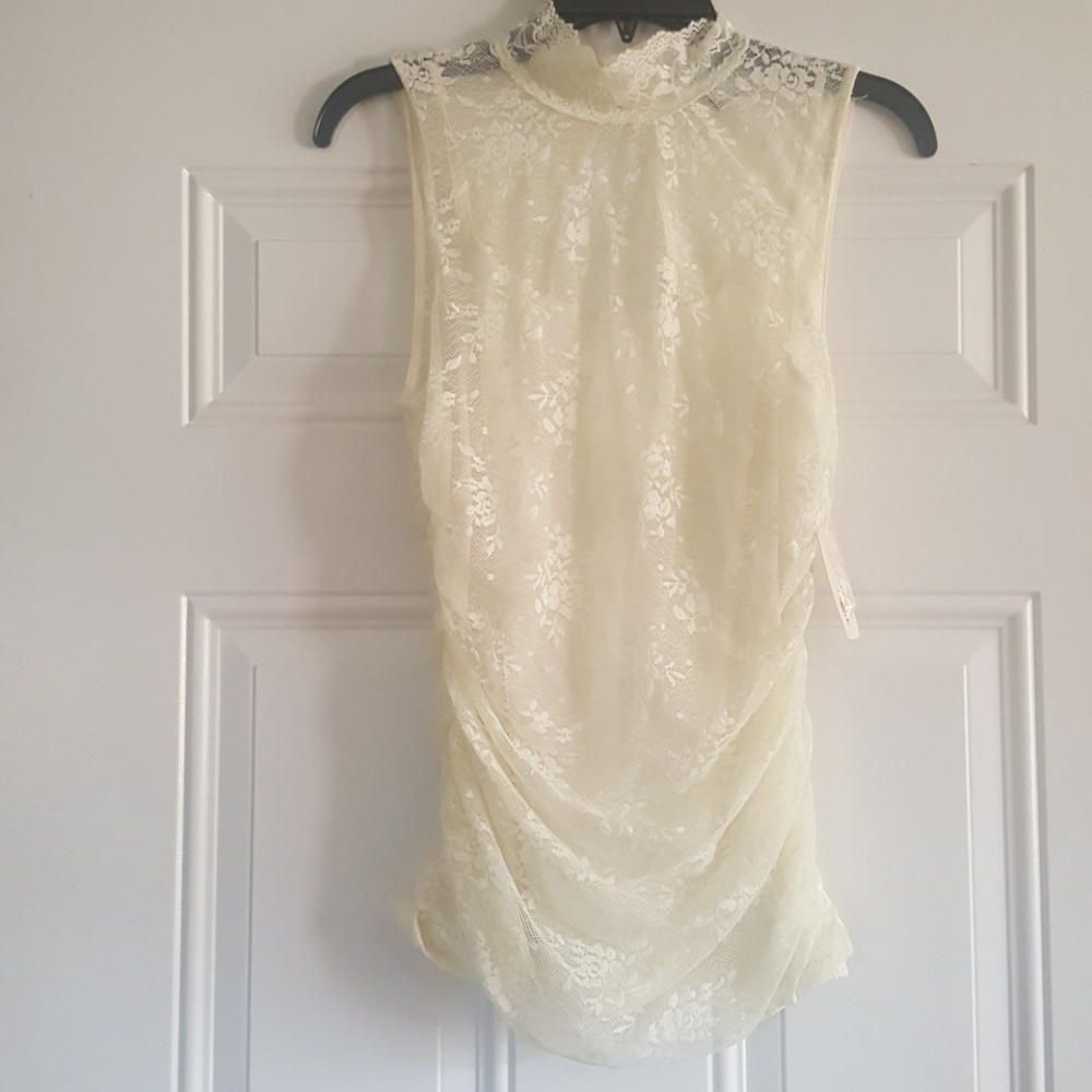 Sleeveless cream lace top - NWT