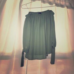 Strapless Quarter-Sleeve Shirt