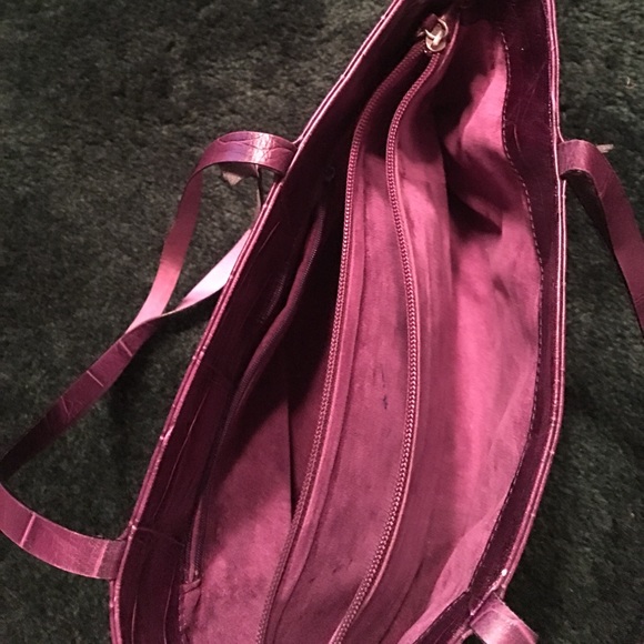 Purse - Picture 2 of 3