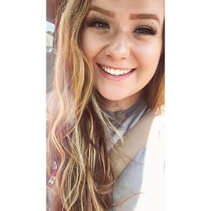 Meet your Posher, Breanna