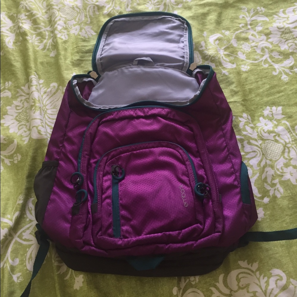 NWOT Embark book bag