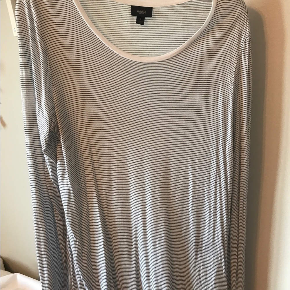 Mossimo Long Sleeve tee