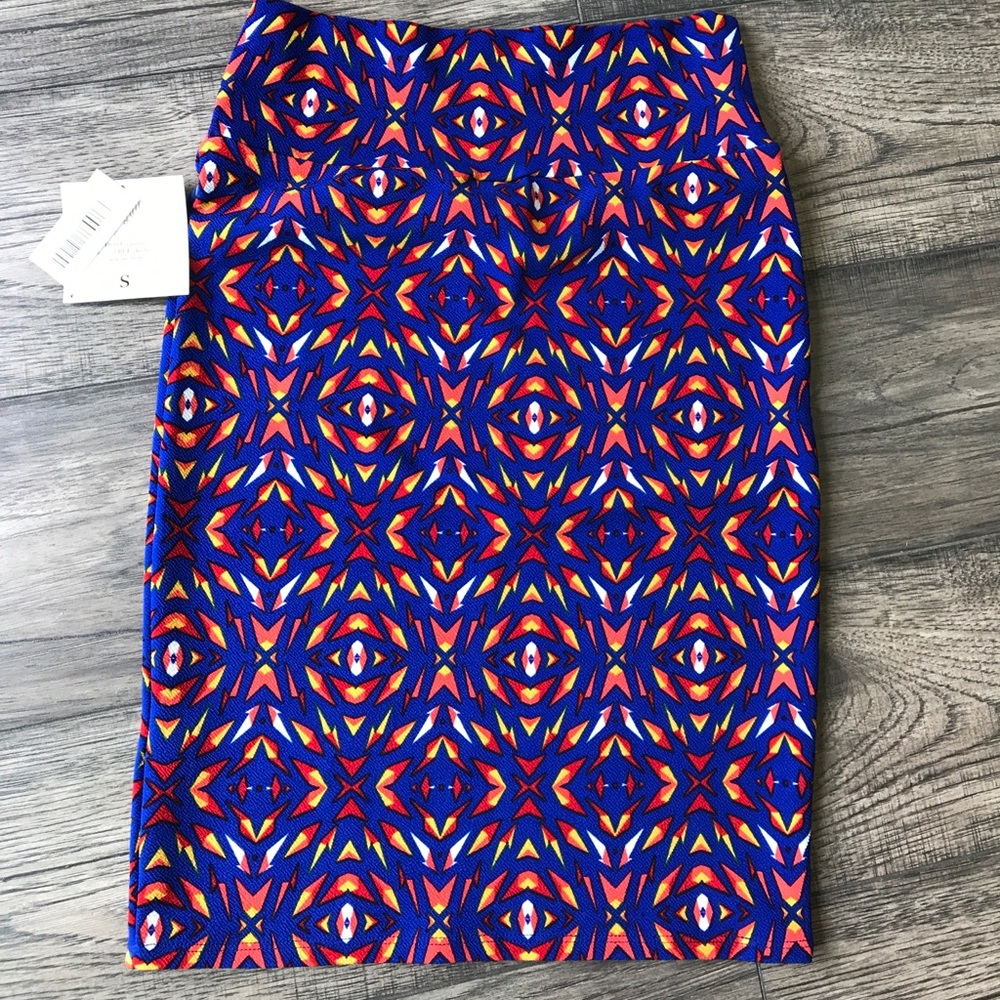 NWT Lularoe Cassie