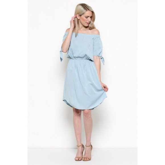 🌟 Off the shoulder dress light blue - Picture 2 of 2