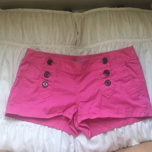Bubblegum pink Express shorts