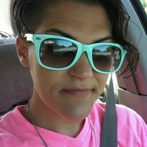 Meet your Posher, Mallorie