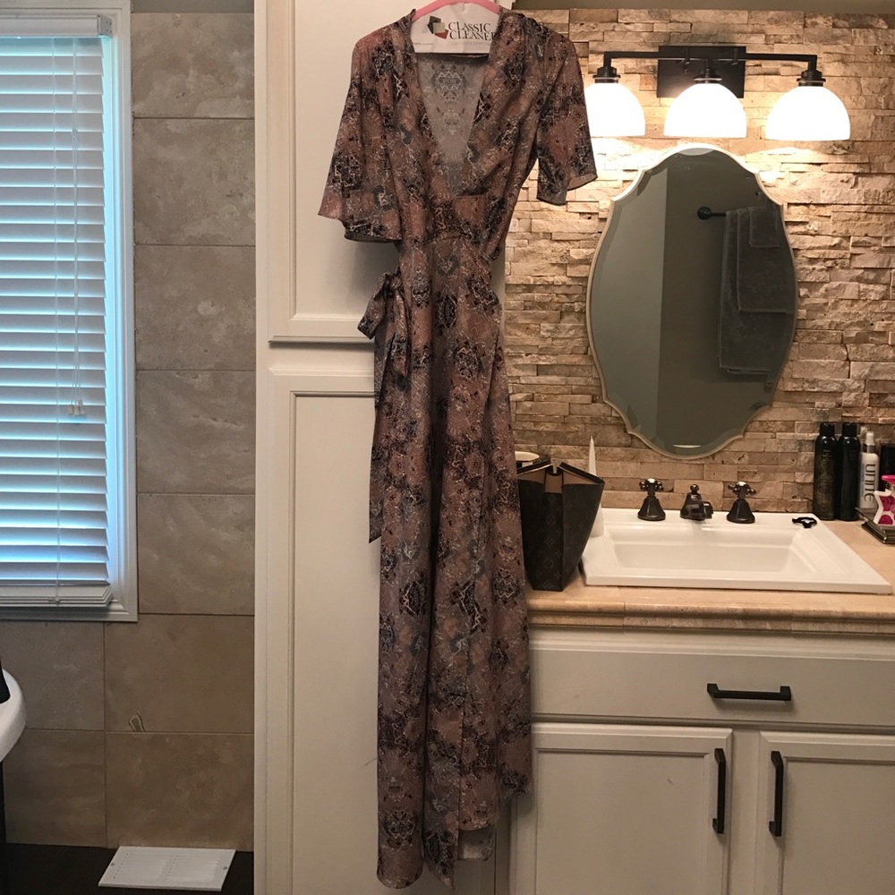 House of Harlow maxi - worn once