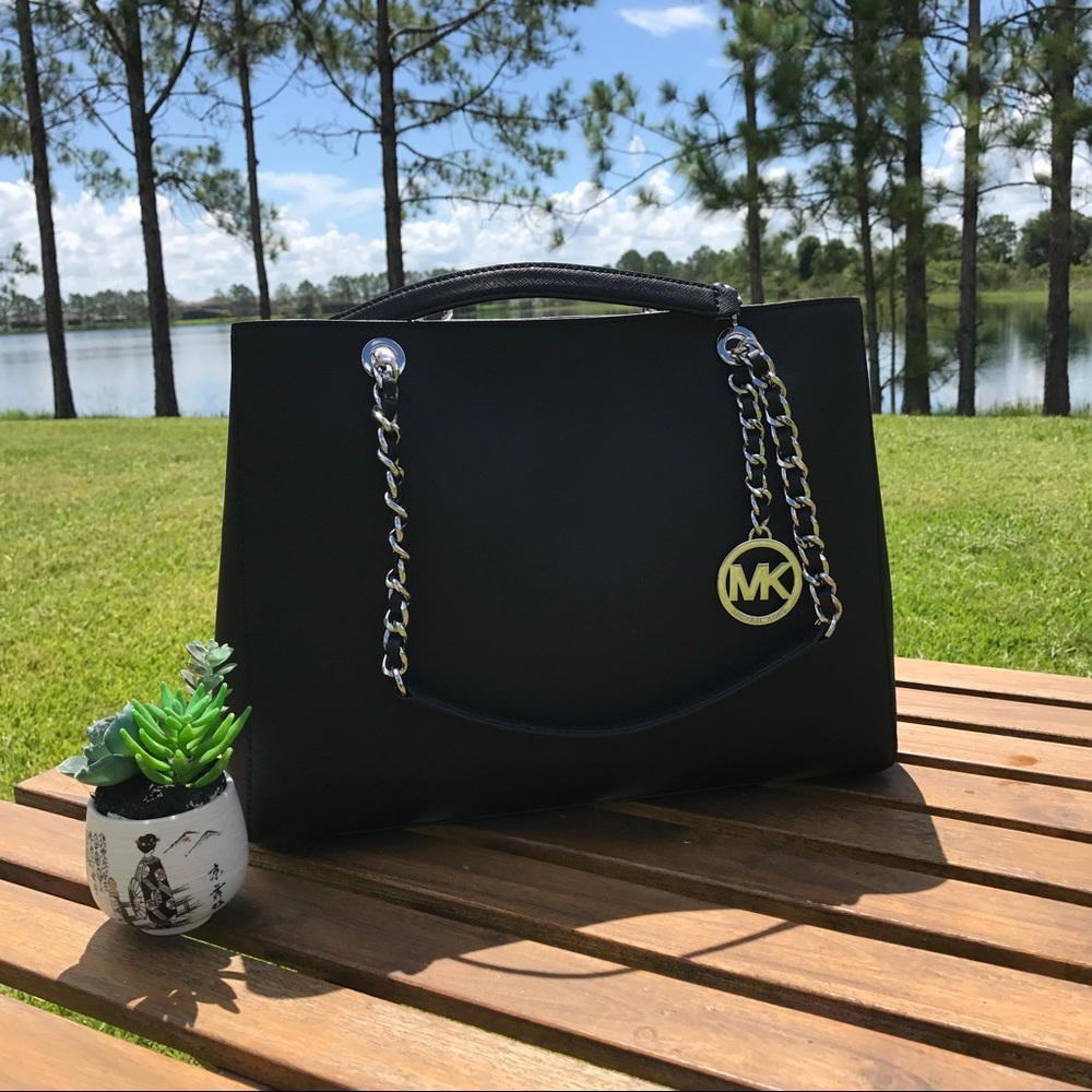 ‼️FINAL SALE‼️ Michael Kors Susannah Saffiano Tote