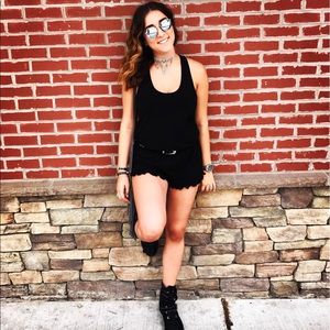 Meet your Posher, Samantha