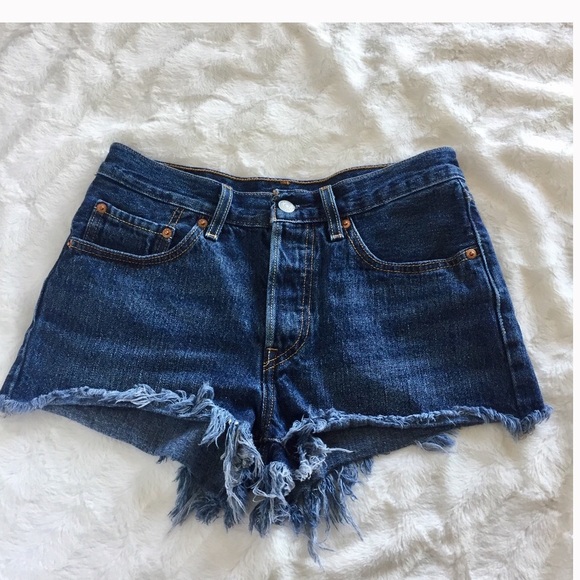 Levi's Pants - Dark wash high waisted Levi shorts