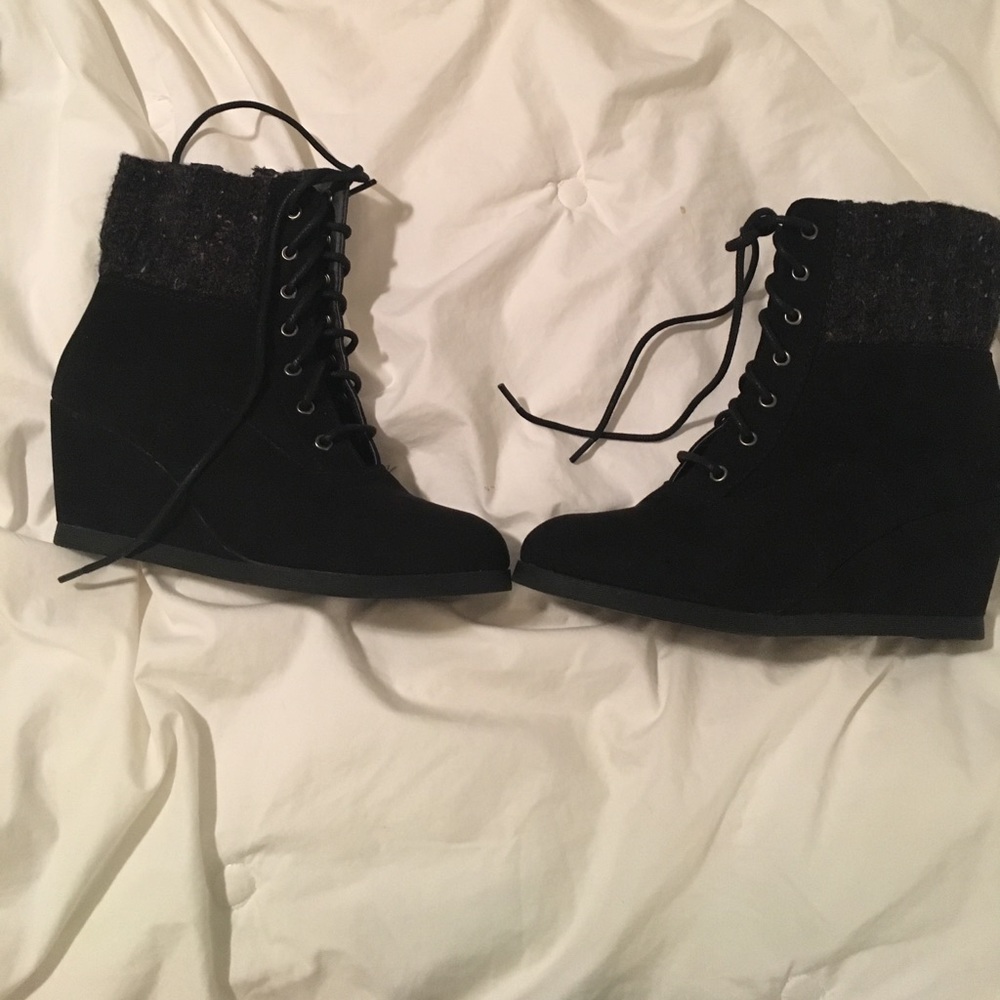 Black lace up boots