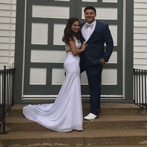 Meet your Posher, Julyssa