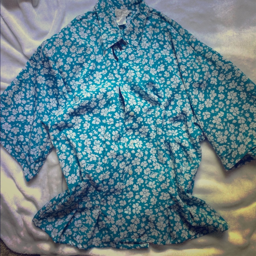 Vintage blue floral button down blouse.