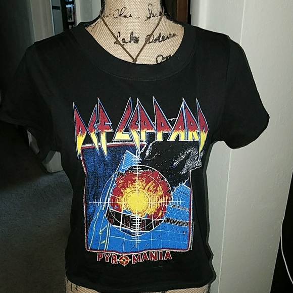 Tops | Def Leppard Tshirt | Poshmark