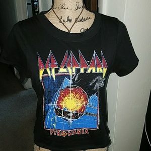 Def- Leppard T-SHIRT