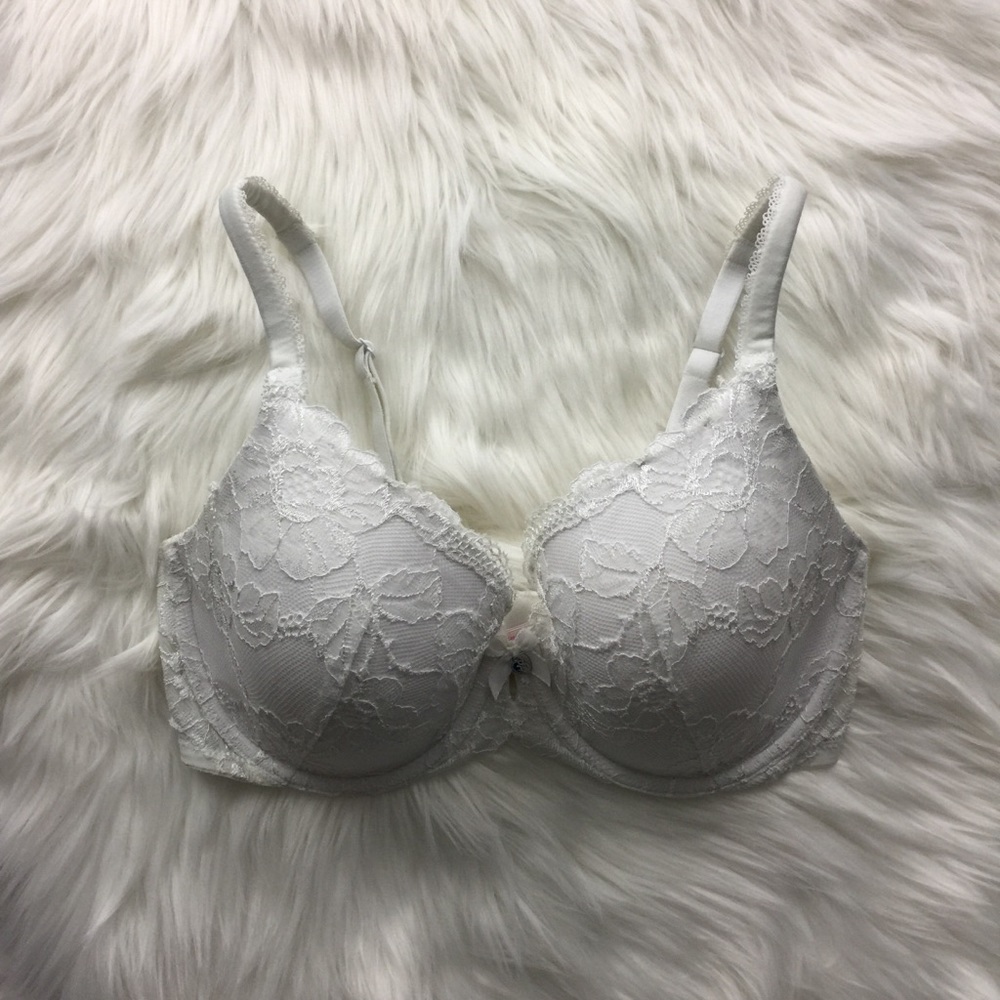 Victoria's Secret White Lace Perfect Coverage Bra