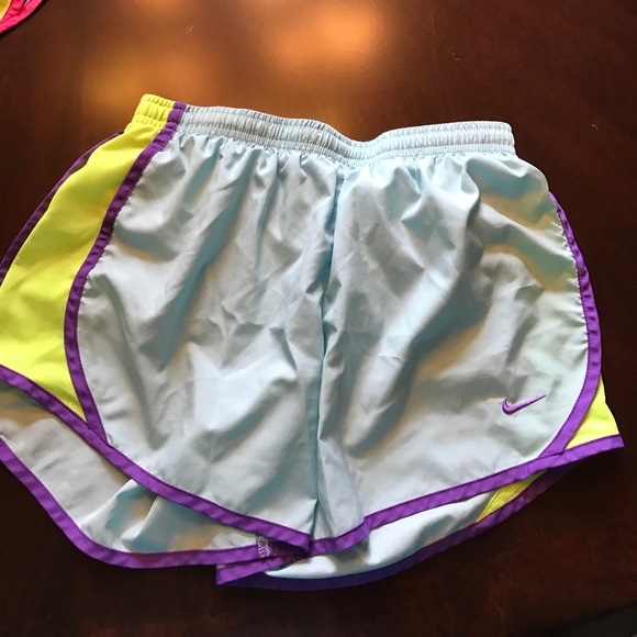 Girls Nike Short Bundle - Picture 4 of 8