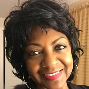 Meet your Posher, Phyllis